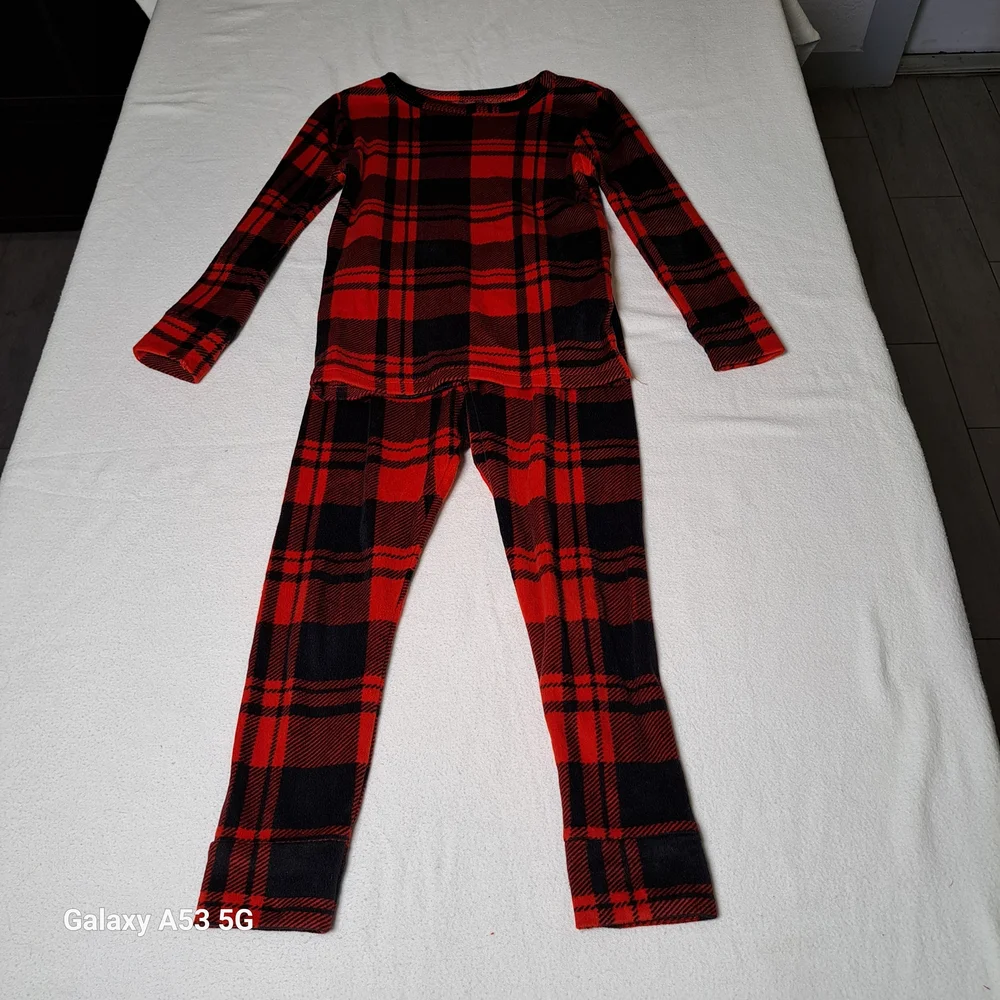Kids Red & Black Plaid Long-Sleeve Pajama Set